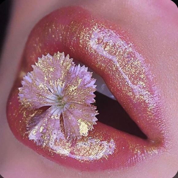 Sephora Other - Buxom Lip Glide